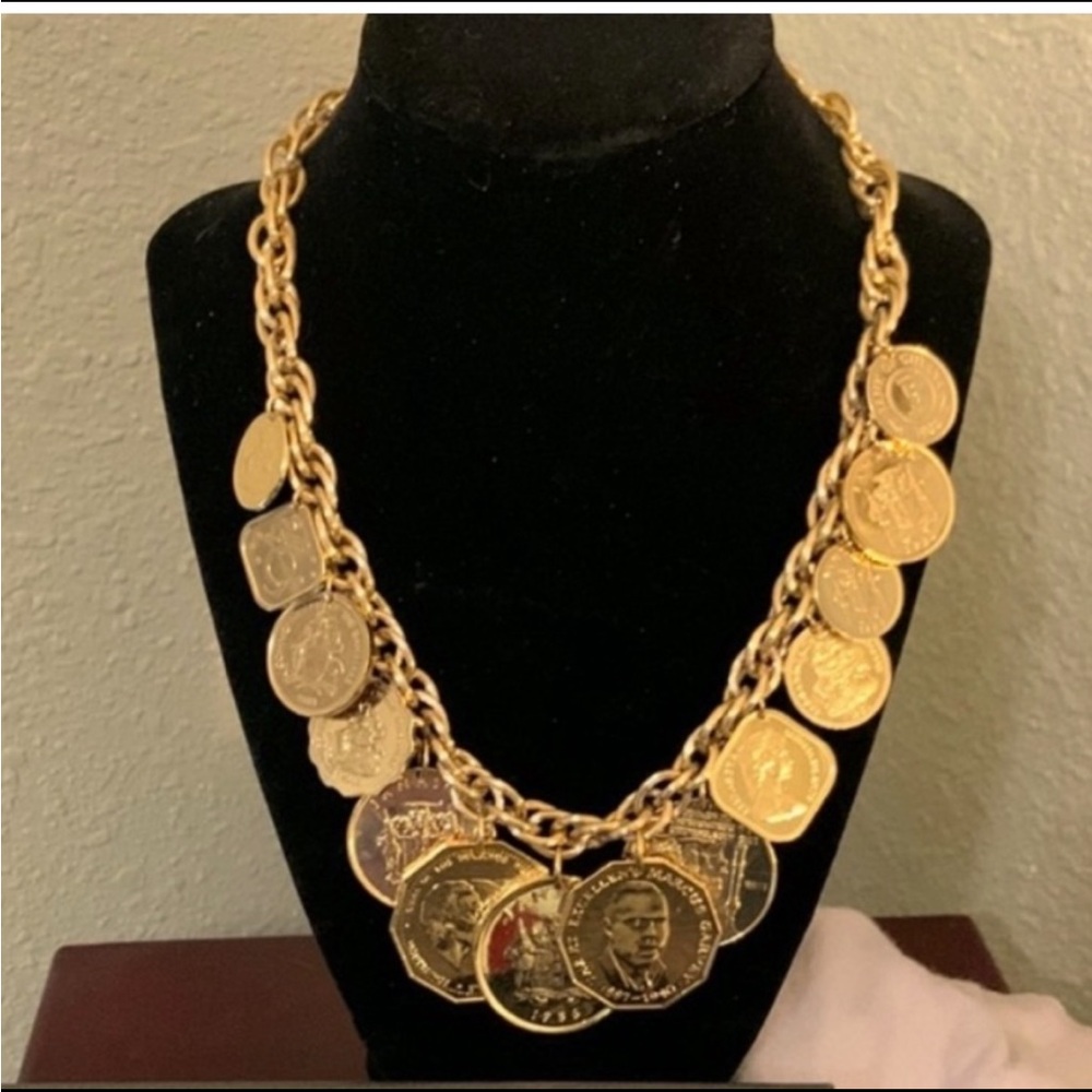 Gold Coin Pendant Necklace